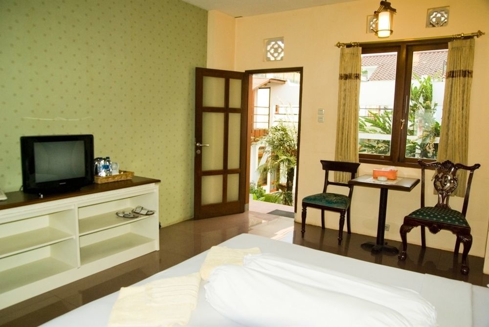 Family Hotel Gradia 2 Batu  Eksteriør billede